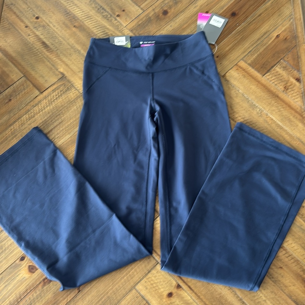 Tek Gear Dark Blue Shapewear Leggings
Flare Mid Rise